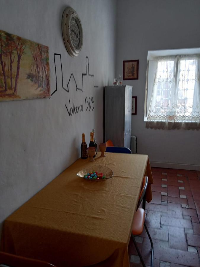 Il Rosso Volterrano N.10 Apartment ภายนอก รูปภาพ