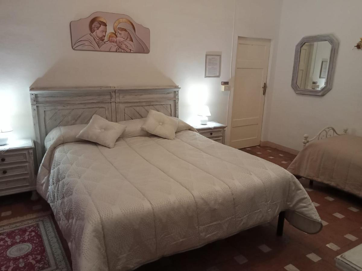 Il Rosso Volterrano N.10 Apartment ภายนอก รูปภาพ